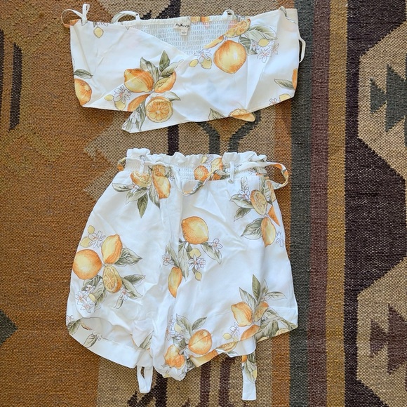 Lemonade shorts set top size L and shorts size M - Picture 5 of 9